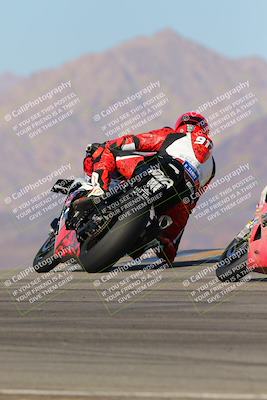 media/Nov-17-2023-Apex Assassins (Fri) [[c4a68d93b0]]/4-Trackday 1/6-Session 4 (Turn 9 Backside)/